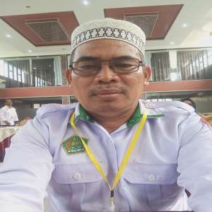 Uhum Bahri Lubis, S.Ag